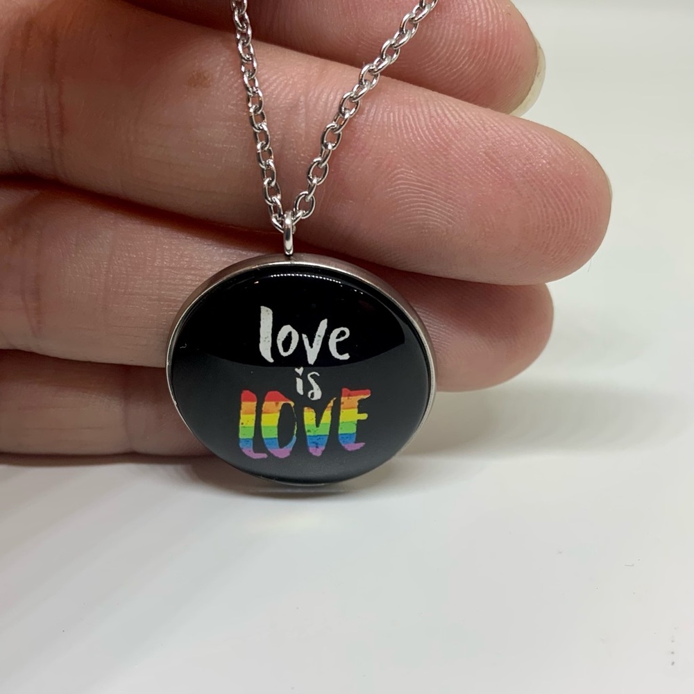 Pride necklace - Picture 7 of 7